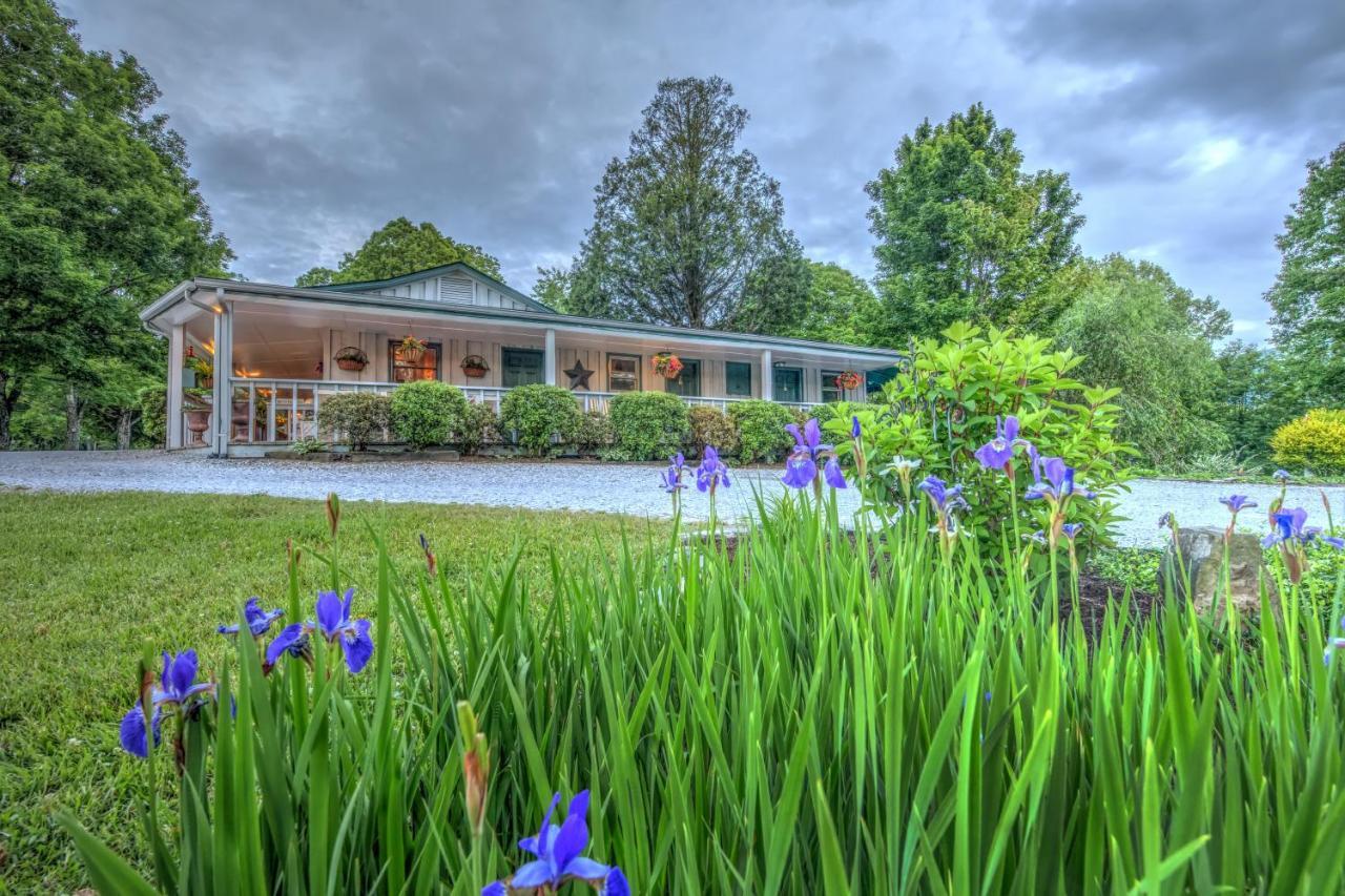 Linville Falls Lodge & Cottages מראה חיצוני תמונה